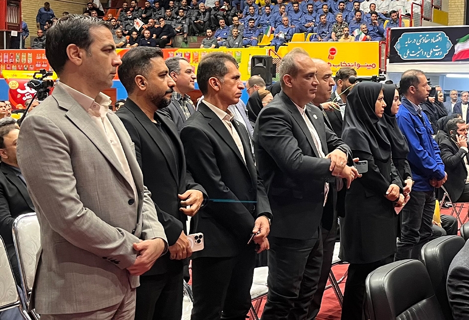 مراسم تجلیل از کارگران شریف گروه صنعتی مینو