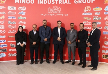 بازدید مدیران و پرسنل مینومارت از بیست‌وپنجمین نمایشگاه بین‌المللی شیرینی و شکلات